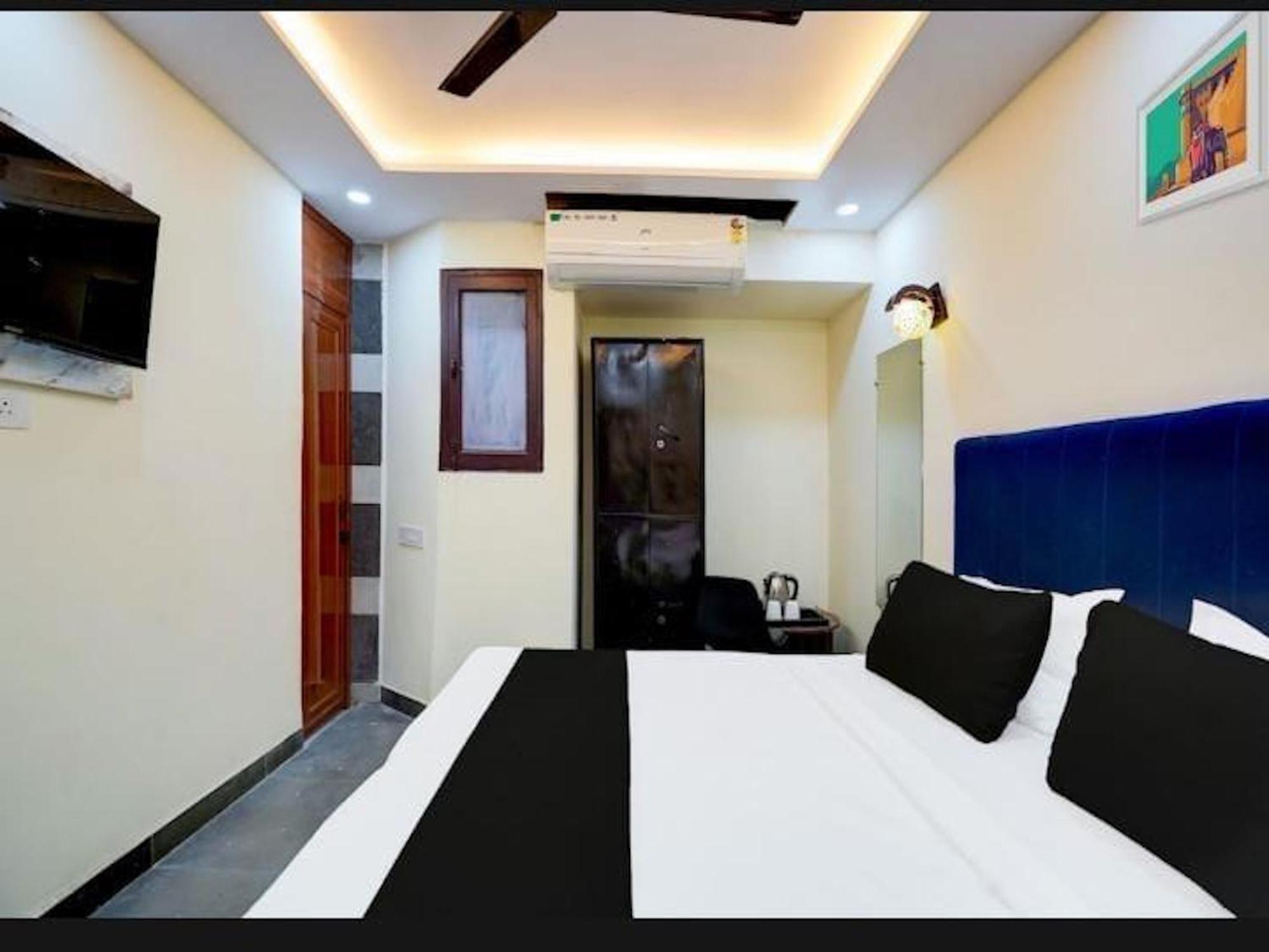 Hotel City Palace Nuova Delhi Esterno foto