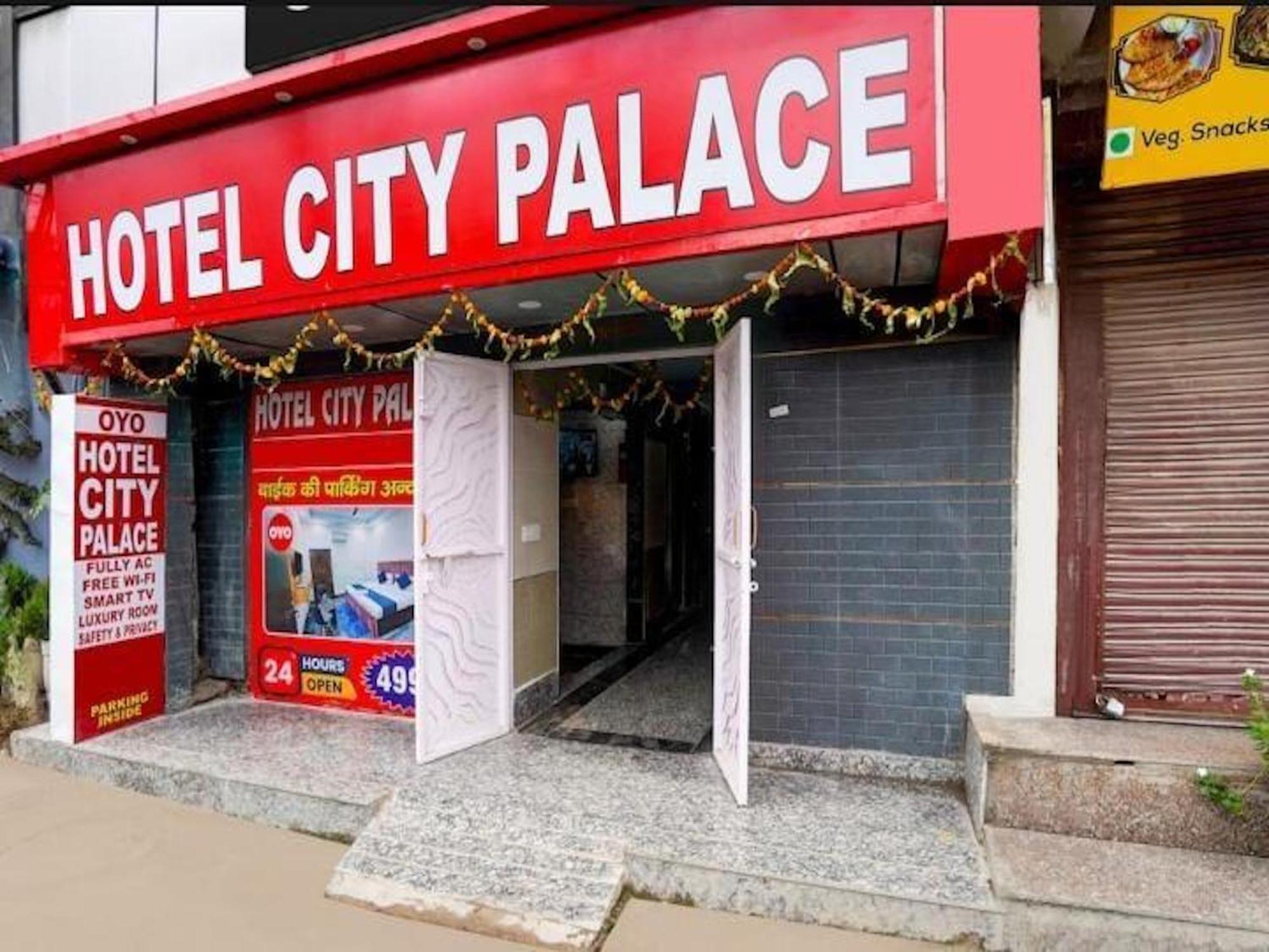 Hotel City Palace Nuova Delhi Esterno foto
