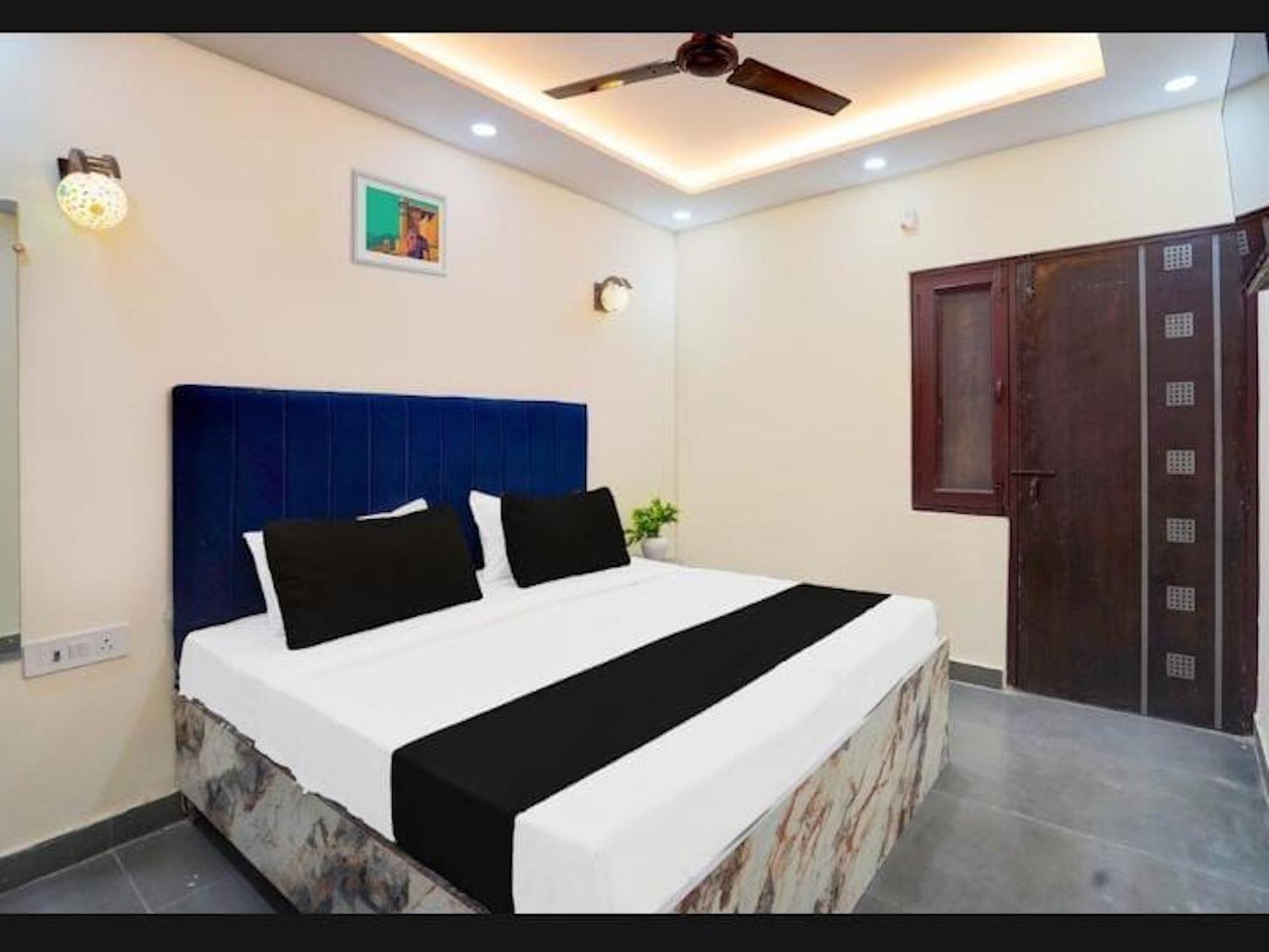 Hotel City Palace Nuova Delhi Esterno foto